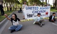http://extras.mnginteractive.com/live/media/site333/2009/0527/20090527__USChevronShareholders%7E4_Viewer.jpg